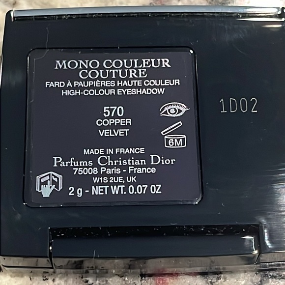 Dior Mono Couleur Couture Eyeshadow in shade 570 Copper Velvet Original Formula! - Picture 5 of 7